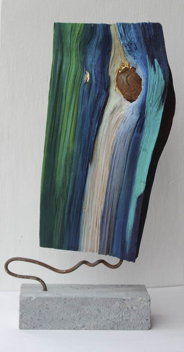 Objekt: ohne Titel (Seitenansicht) farbiges Holz auf Speckstein